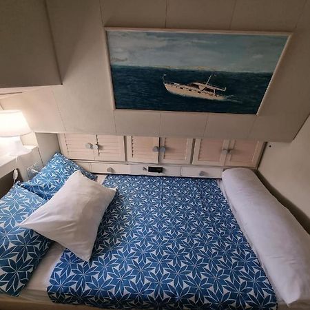 Yate En Gijon , Experiencia Unica B 호텔 외부 사진